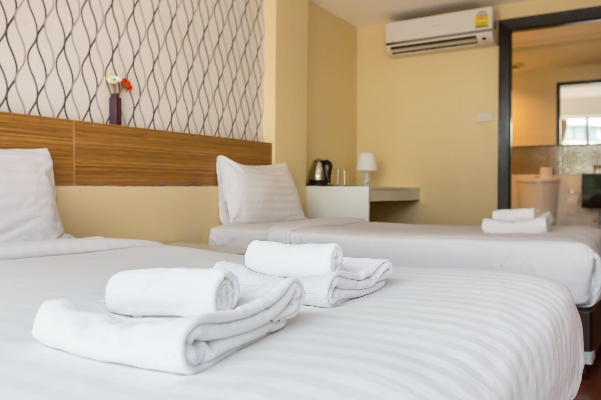 Snooze Hotel Thonglor Bangkok Exteriör bild