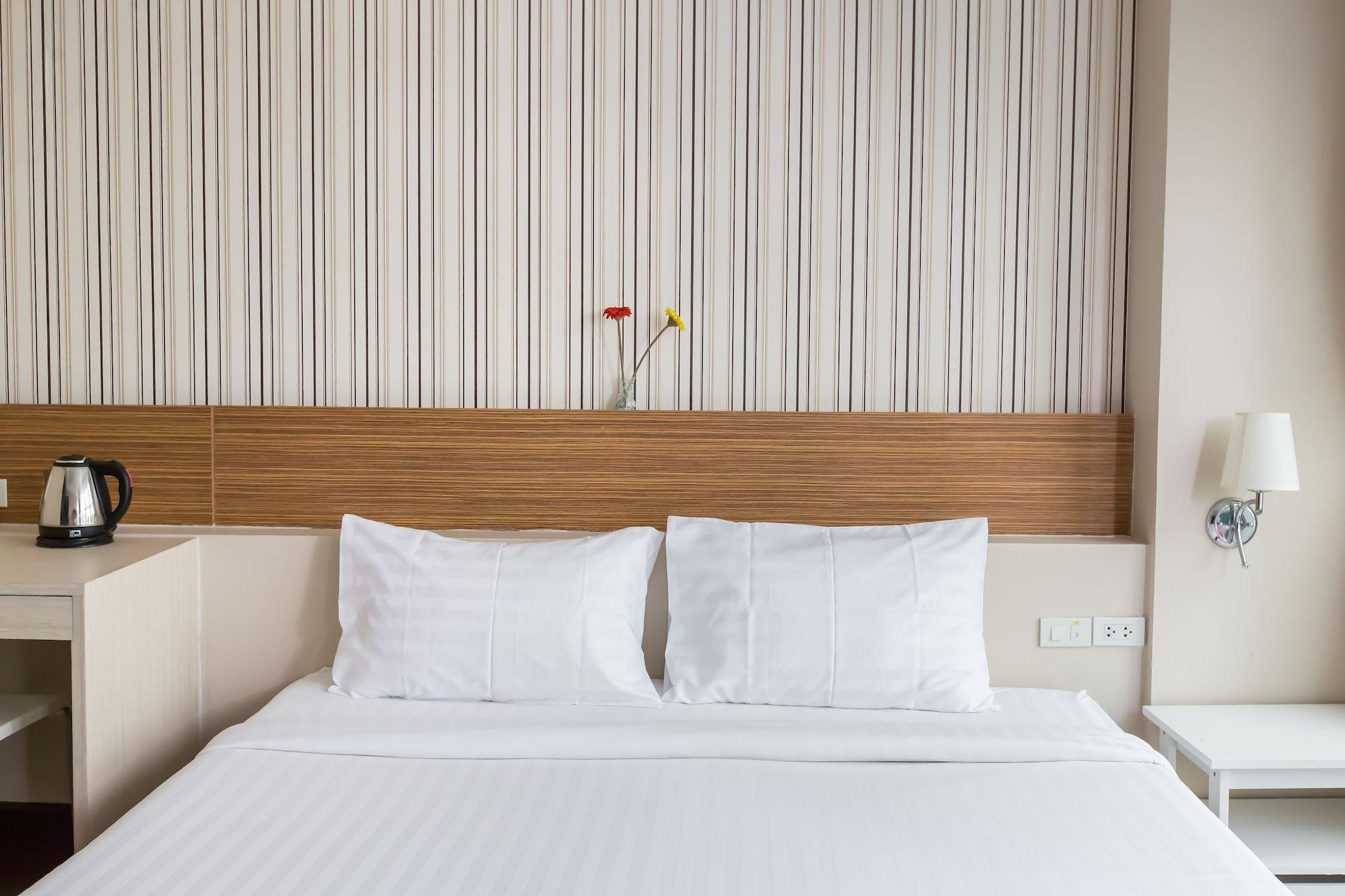 Snooze Hotel Thonglor Bangkok Exteriör bild