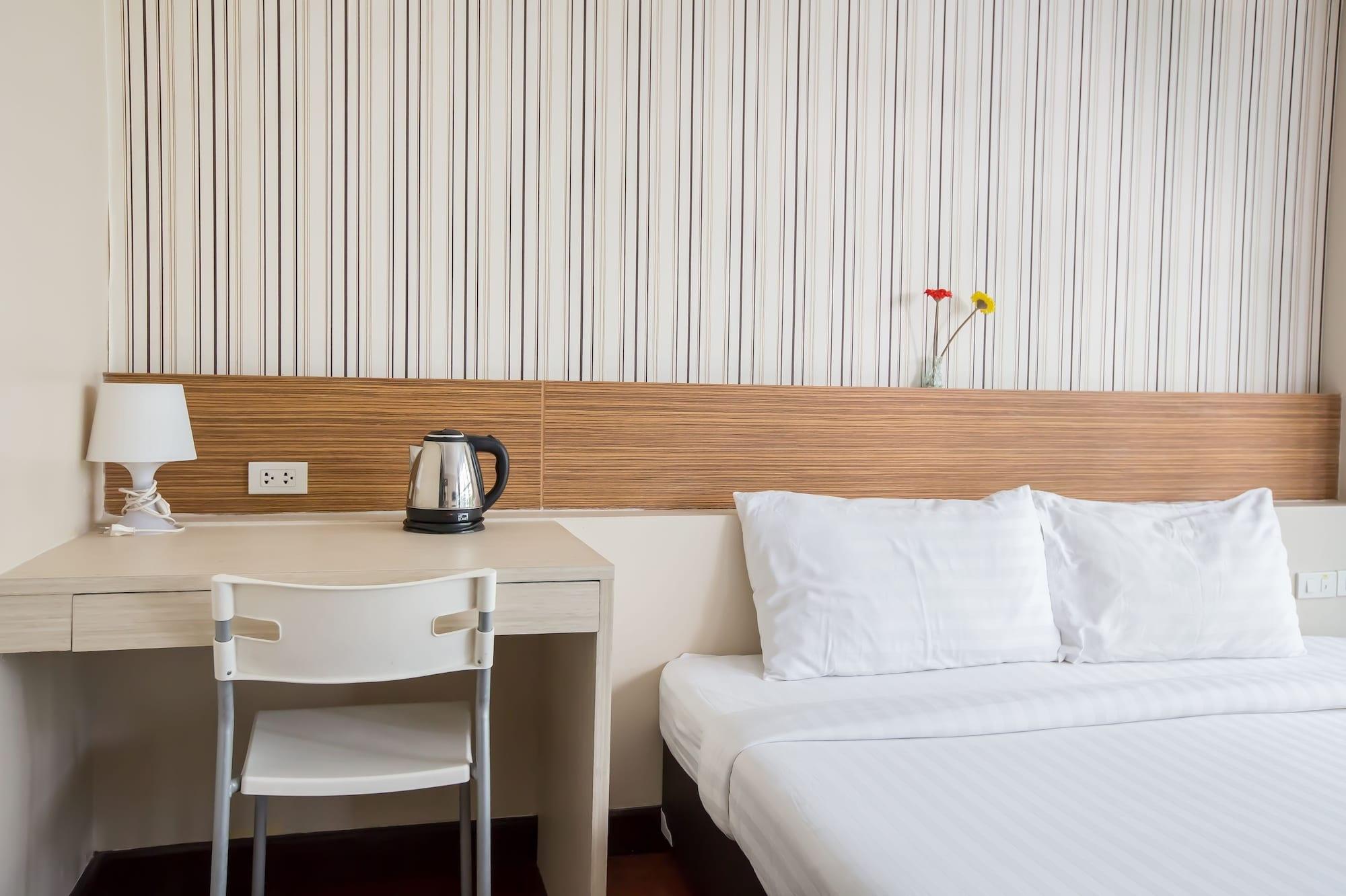Snooze Hotel Thonglor Bangkok Exteriör bild