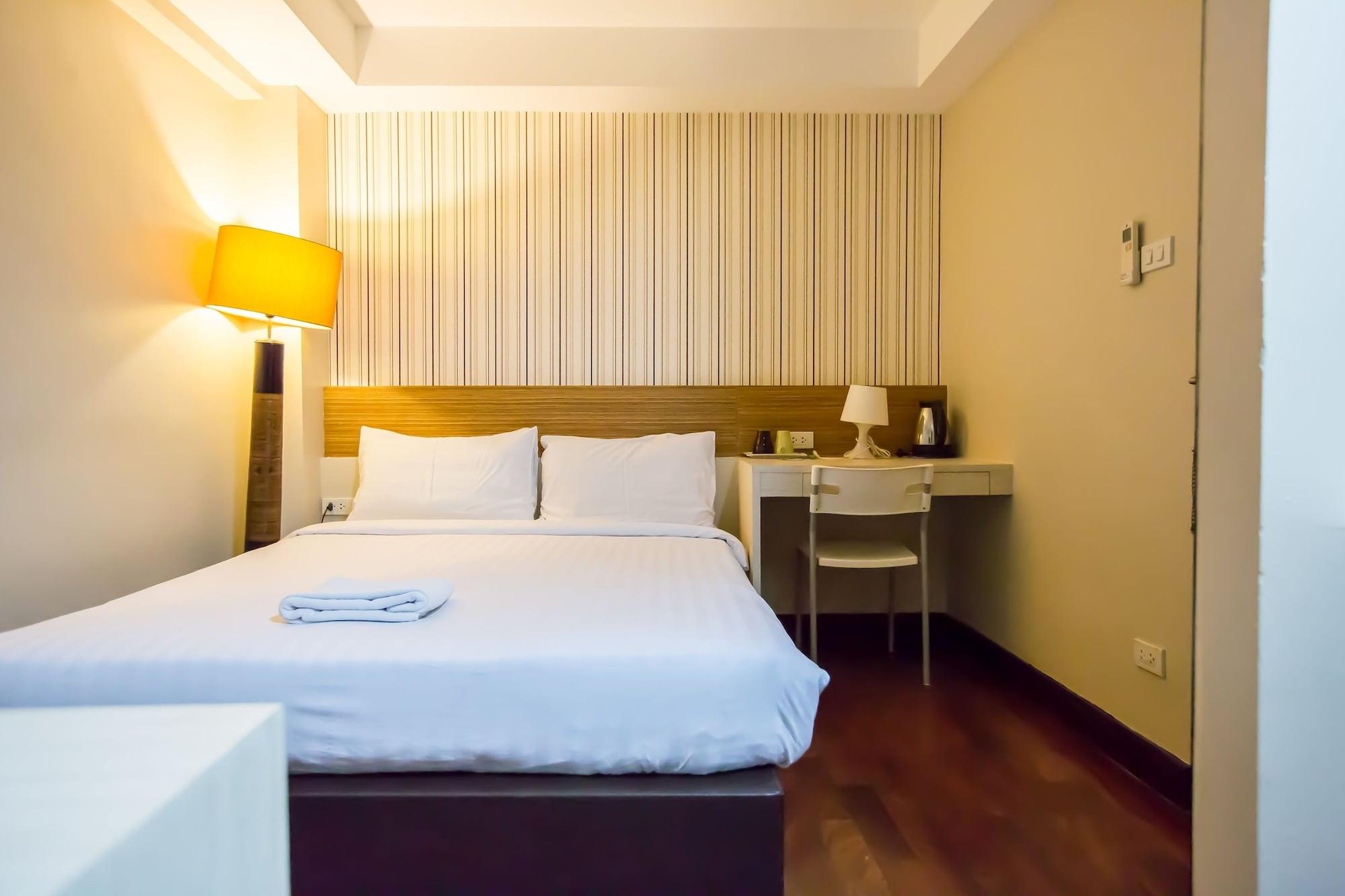 Snooze Hotel Thonglor Bangkok Exteriör bild
