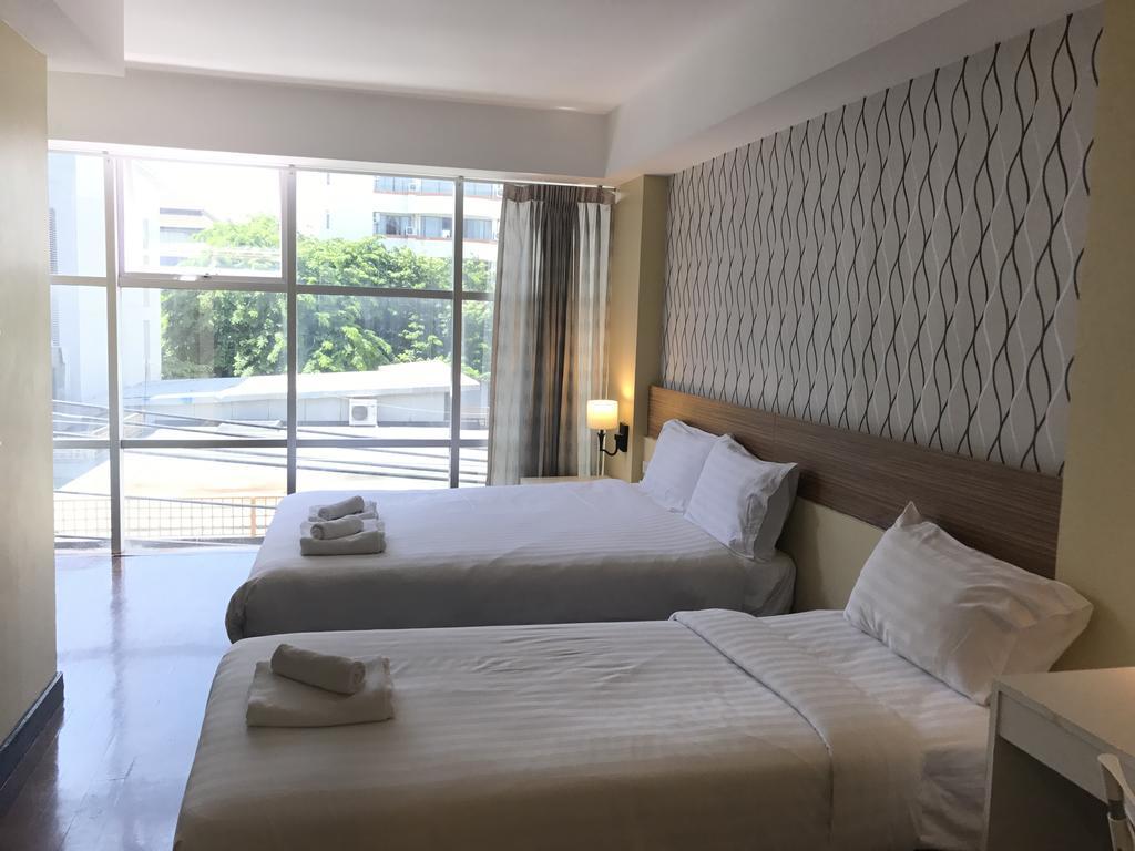 Snooze Hotel Thonglor Bangkok Exteriör bild
