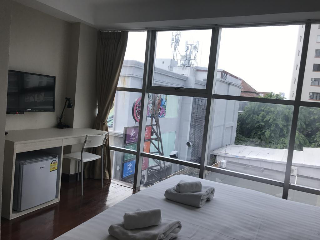 Snooze Hotel Thonglor Bangkok Exteriör bild