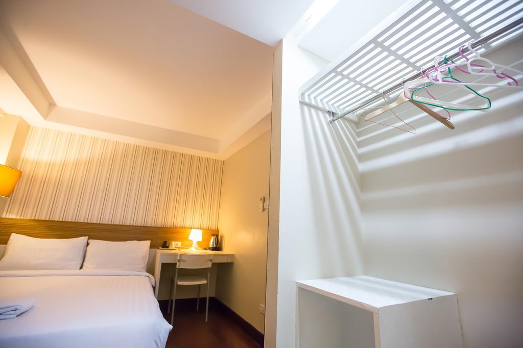 Snooze Hotel Thonglor Bangkok Exteriör bild