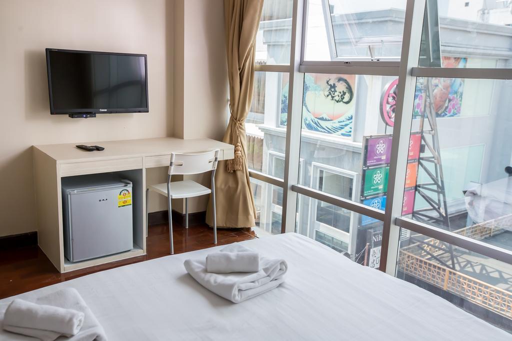 Snooze Hotel Thonglor Bangkok Exteriör bild