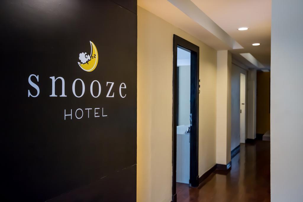Snooze Hotel Thonglor Bangkok Exteriör bild