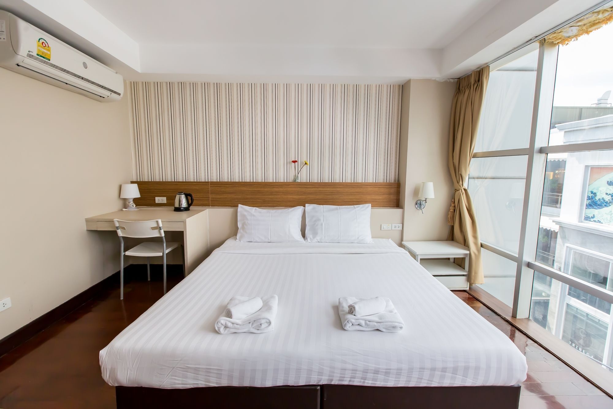 Snooze Hotel Thonglor Bangkok Exteriör bild