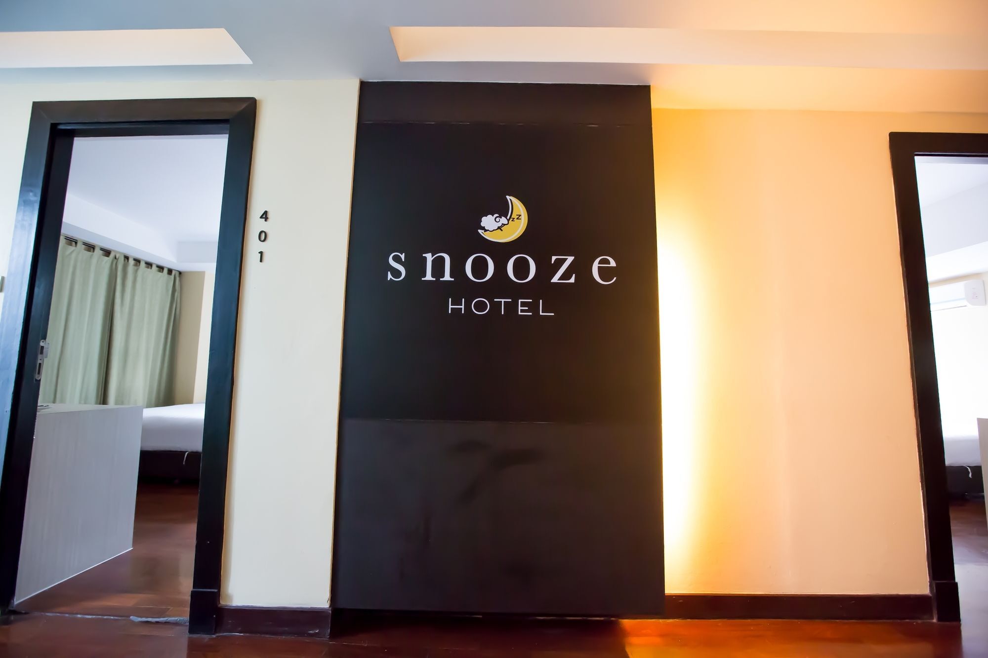 Snooze Hotel Thonglor Bangkok Exteriör bild
