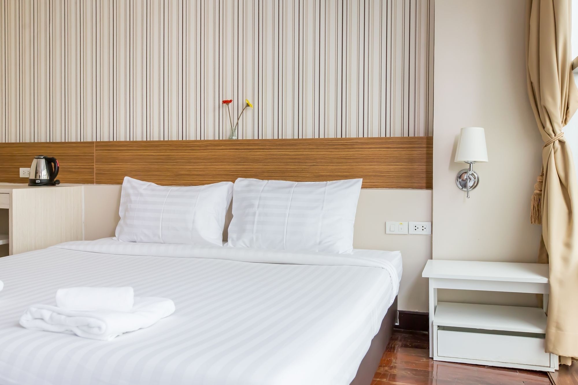 Snooze Hotel Thonglor Bangkok Exteriör bild